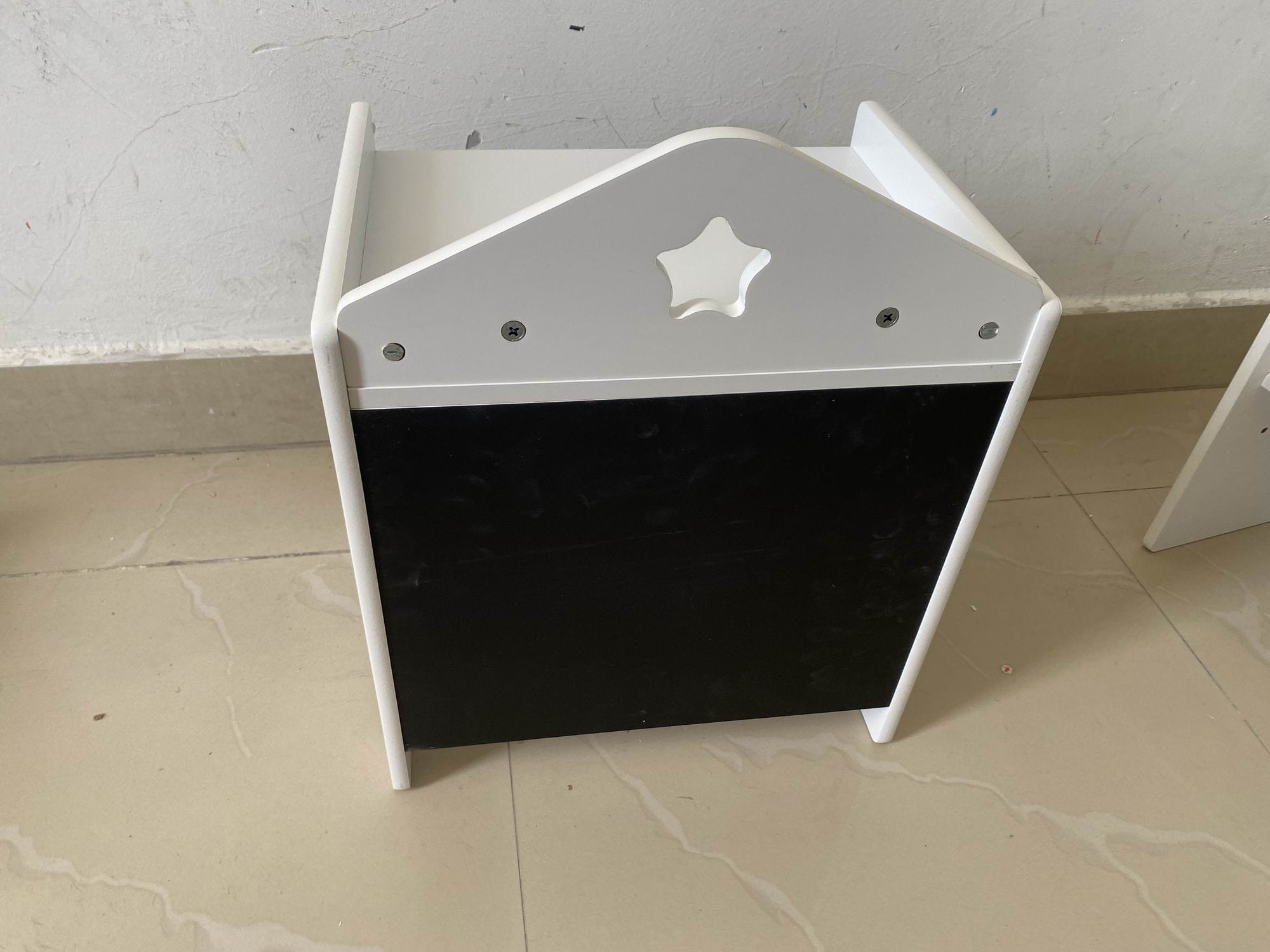 Montessori Weaning Table and Chair Set