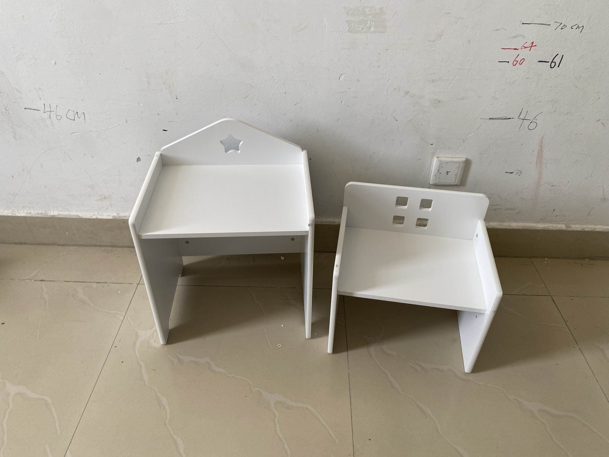 Montessori Weaning Table and Chair Set